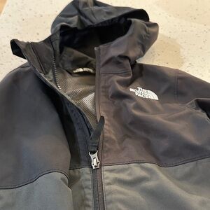 The North Face Kids Black Raincoat